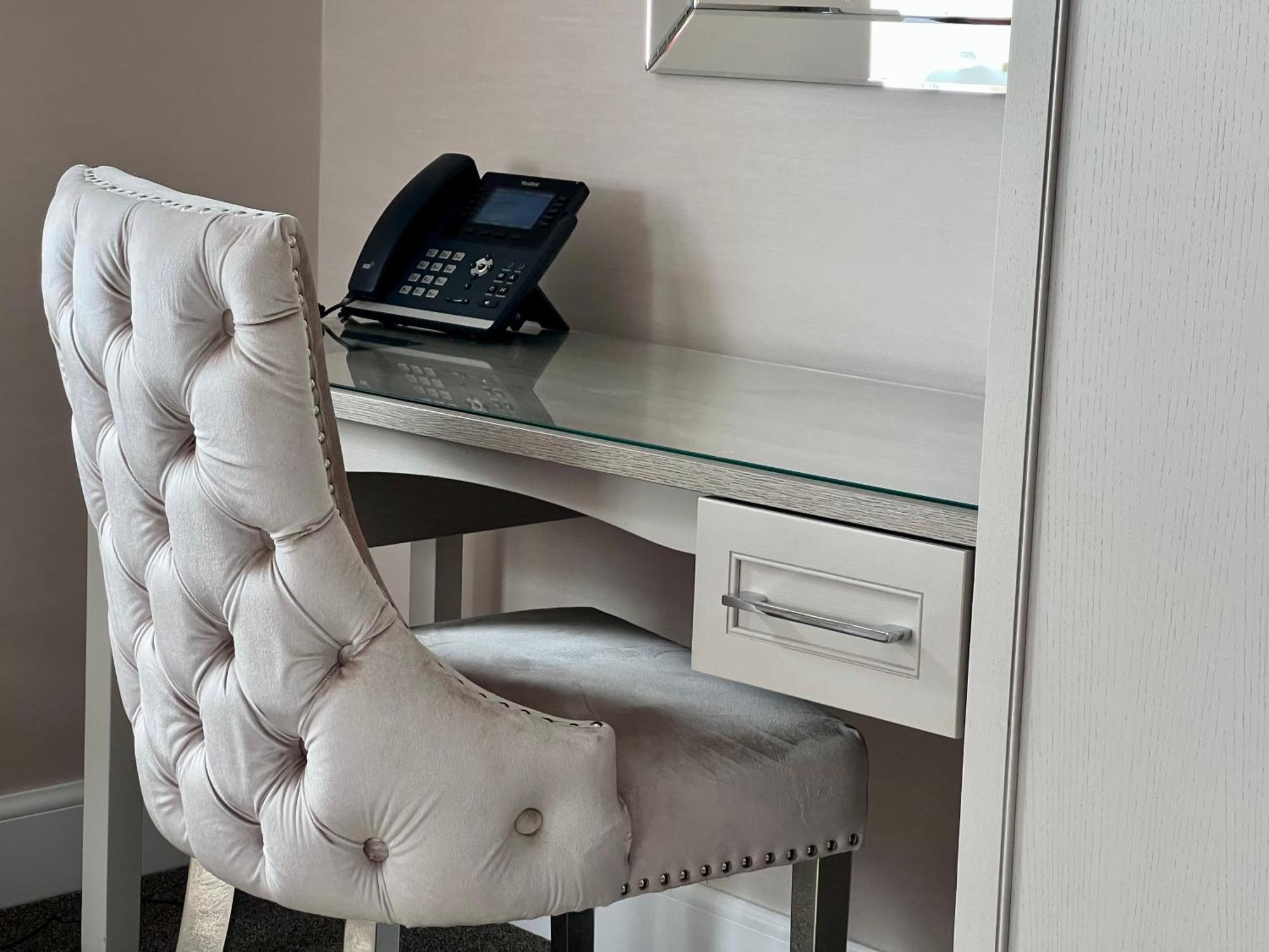 Laichmoray Hotel Elgin Bagian luar foto